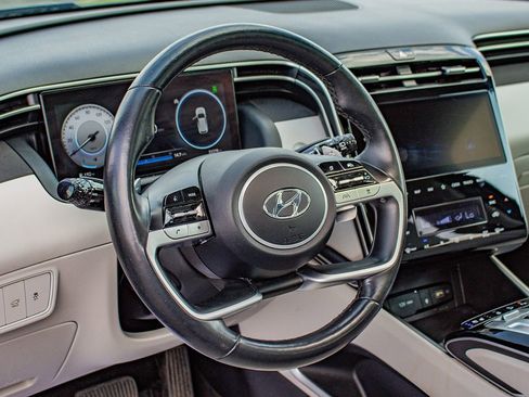 Used 2022 Hyundai Tucson Limited w/ Cargo Package AWD/4WD image 22