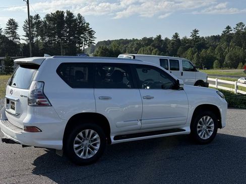 Used 2016 Lexus GX 460 AWD/4WD image 3