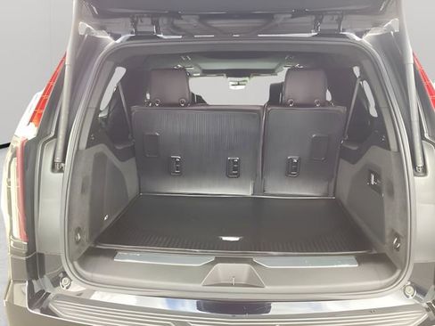 Used 2023 Cadillac Escalade ESV Sport Platinum w/ LPO, ONYX Package image 14