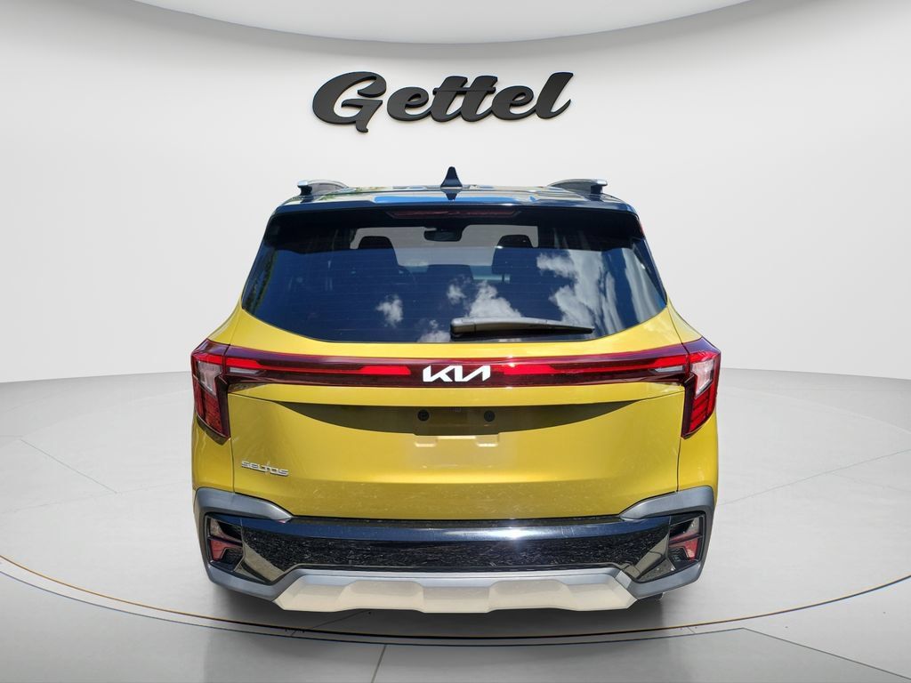 Used 2024 Kia Seltos S FWD image 5