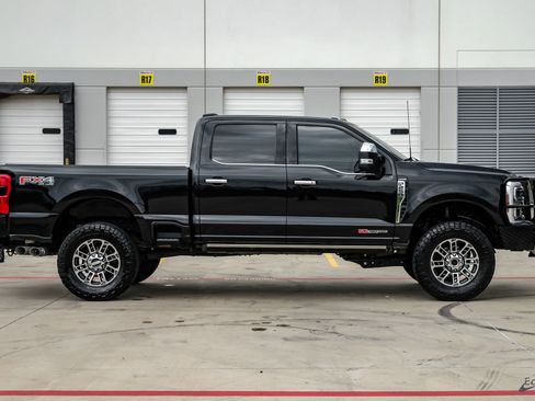 Used 2024 Ford F250 Limited w/ FX4 Off-Road Package AWD/4WD image 21