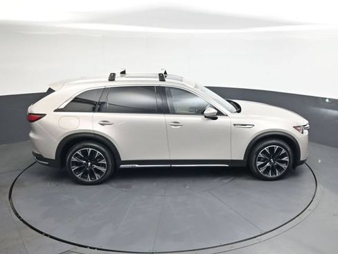Used 2024 MAZDA CX-90 Plug-In Hybrid w/ Premium Plus AWD/4WD image 22