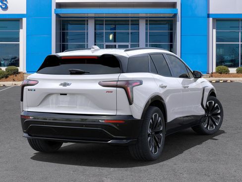 New 2025 Chevrolet Blazer EV RS image 38