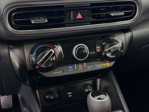 Used 2023 Hyundai Kona SEL FWD image 18