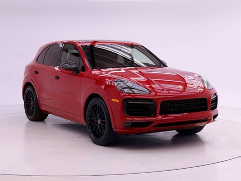 Certified 2021 Porsche Cayenne GTS image 9