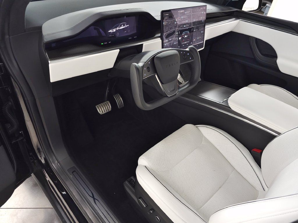 Used 2023 Tesla Model X Plaid AWD/4WD image 16