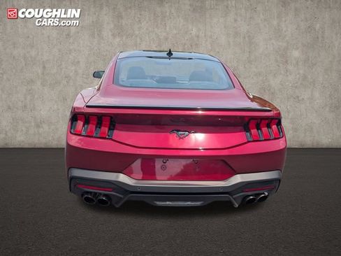 Used 2025 Ford Mustang Premium RWD image 6