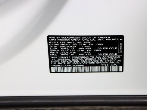 Used 2022 Volkswagen Atlas Cross Sport SE w/ Black Wheel Package AWD/4WD image 32