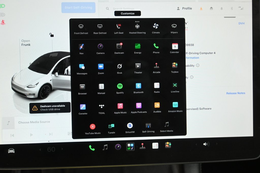 Used 2025 Tesla Model Y Performance AWD/4WD image 22