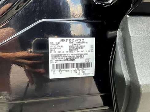 Used 2024 Ford Edge SEL AWD/4WD image 19