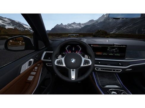 New 2027 BMW X7 xDrive40i w/ M Sport Package AWD/4WD image 13