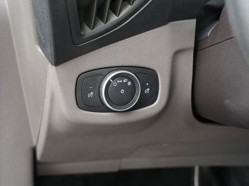 Used 2020 Ford Transit Connect XL FWD image 17