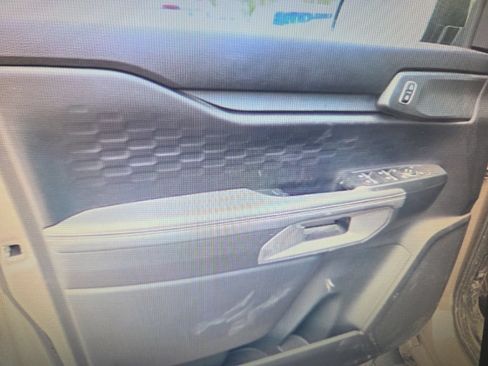 Used 2025 Ford Ranger XLT AWD/4WD image 12