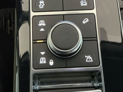 Used 2021 Land Rover Range Rover Long Wheelbase Autobiography image 13