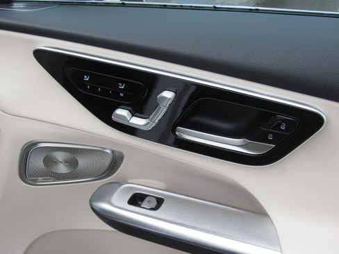 New 2026 Mercedes-Benz GLC 300 4MATIC image 21