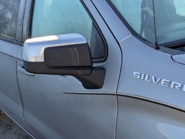 Used 2025 Chevrolet Silverado 1500 LT RWD image 10