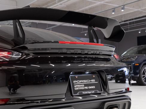 Certified 2024 Porsche 718 Cayman GT4 RS RWD image 32