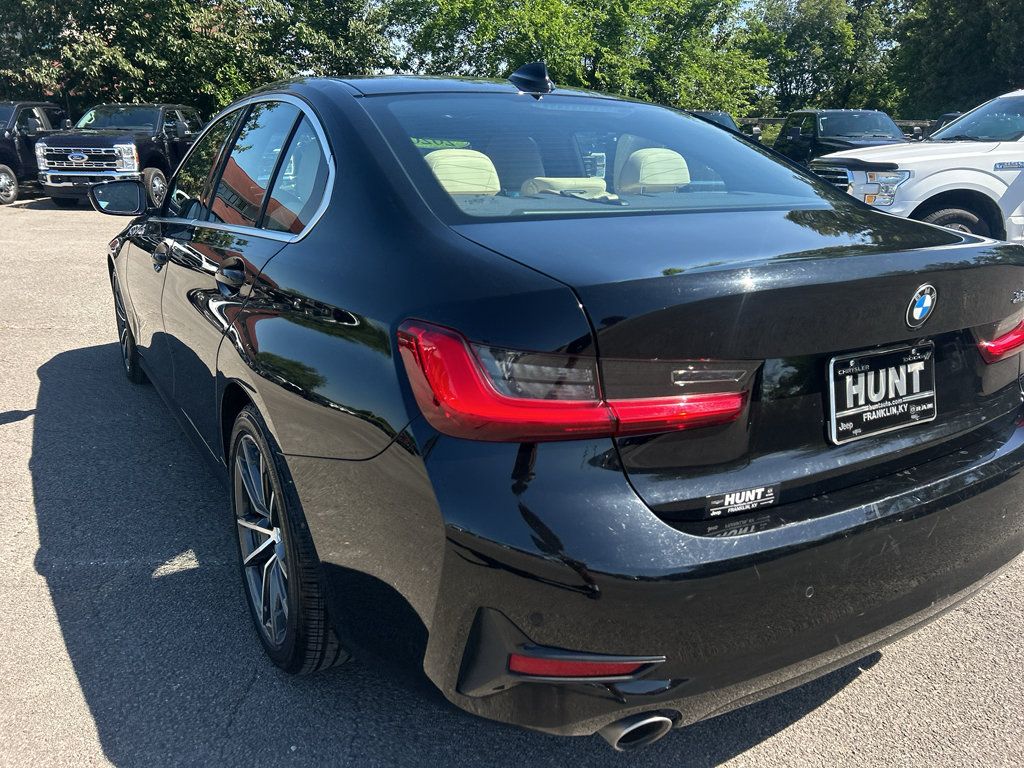 Used 2020 BMW 330i Sedan w/ Convenience Package RWD image 7
