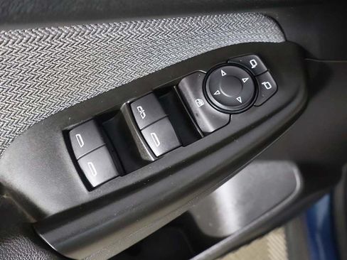 Used 2021 Chevrolet TrailBlazer LS AWD/4WD image 32