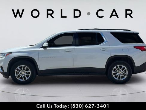 Used 2019 Chevrolet Traverse LT FWD image 4