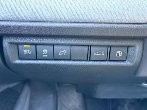 Certified 2025 Toyota Camry SE w/ Convenience Package FWD image 34