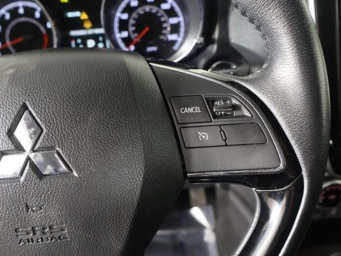 Used 2021 Mitsubishi Outlander Sport SE image 36