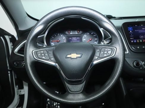 Used 2024 Chevrolet Malibu LT image 21