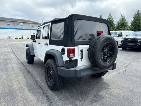 Used 2016 Jeep Wrangler Unlimited Sport w/ Connectivity Group image 6