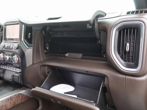 Certified 2023 GMC Sierra 3500 Denali image 38