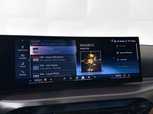 Certified 2025 BMW i4 xDrive40i w/ Parking Assistance Package image 10