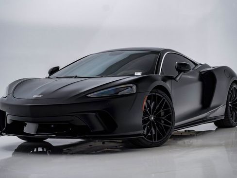 Used 2023 McLaren GT RWD image 1