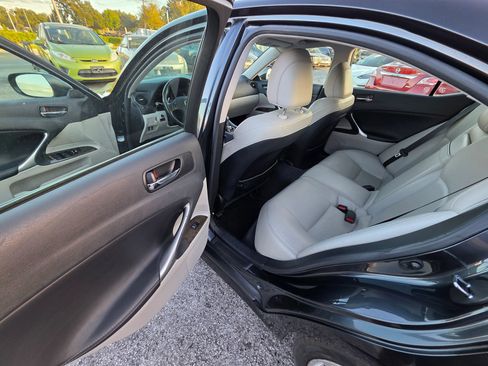 Used 2010 Lexus IS 250 AWD image 13