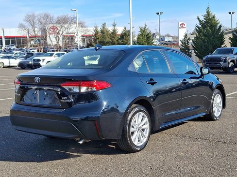 Certified 2024 Toyota Corolla LE image 6