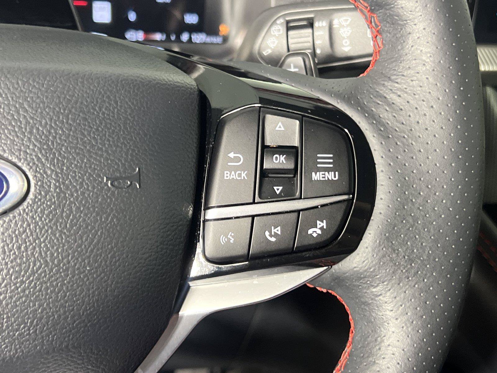 Used 2025 Ford Explorer ST AWD/4WD image 28