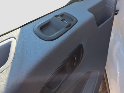 Used 2019 Ford Transit 350 XLT image 32