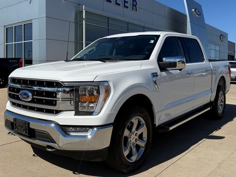 Used 2022 Ford F150 Lariat AWD/4WD image 3