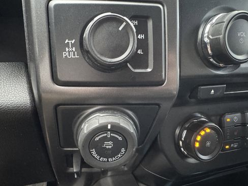 Used 2017 Ford F150 XLT w/ Equipment Group 302A Luxury image 27