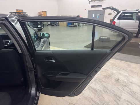 Used 2017 Honda Accord LX image 15