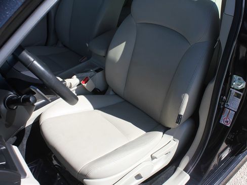 Used 2014 Subaru Impreza 2.0i Sport Limited image 31