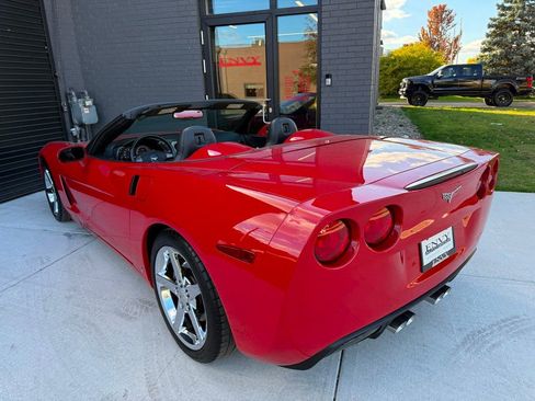 Used 2006 Chevrolet Corvette Convertible w/ Preferred Equipment Group image 18