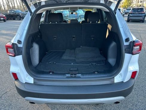 Used 2023 Ford Escape Active image 37