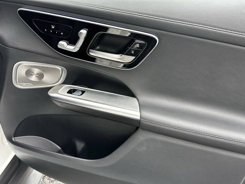 Certified 2025 Mercedes-Benz GLC 300 4MATIC image 16