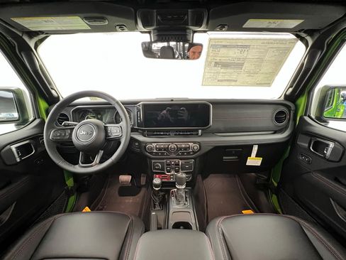 New 2025 Jeep Gladiator Rubicon image 9