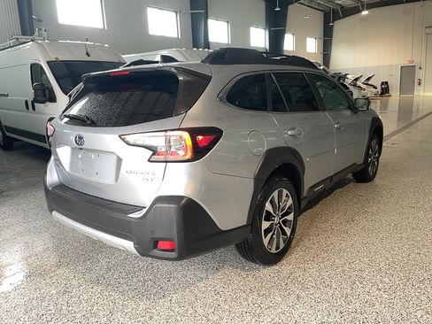 Used 2025 Subaru Outback Limited XT AWD/4WD image 24