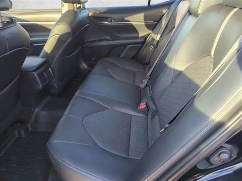 Used 2019 Toyota Camry XSE FWD image 8