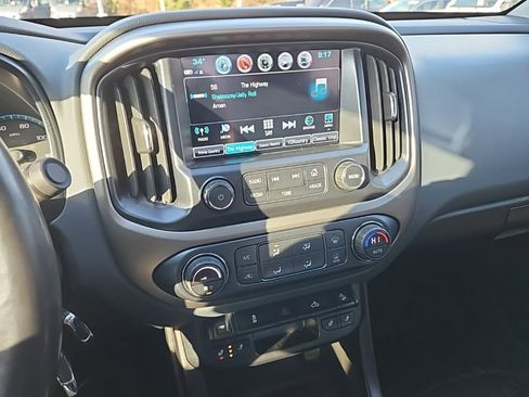Used 2018 Chevrolet Colorado Z71 image 21