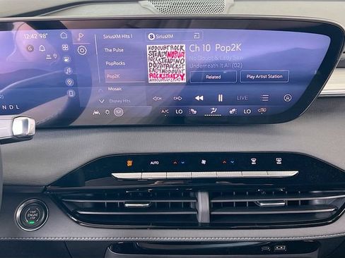 New 2026 Buick Enclave Preferred w/ Power Package FWD image 10