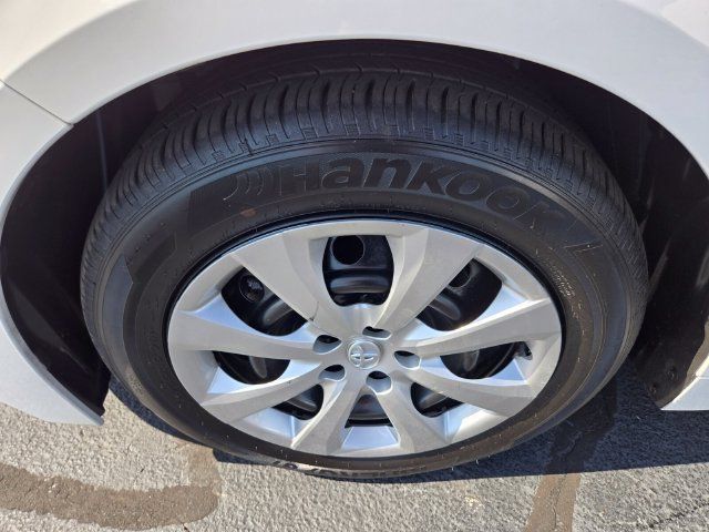 Used 2025 Toyota Corolla LE FWD image 23