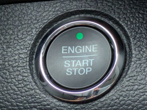Used 2020 Ford F250 Lariat AWD/4WD image 39