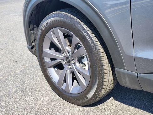 Used 2023 Ford Explorer XLT w/ Equipment Group 202A AWD/4WD image 34
